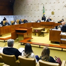 Supremo autoriza compartilhamento de dados do ex-Coaf com MP, mas tese é adiada