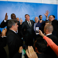 Antipetismo aumenta apoio a Bolsonaro em 7 vezes, mostra pesquisa JOTA