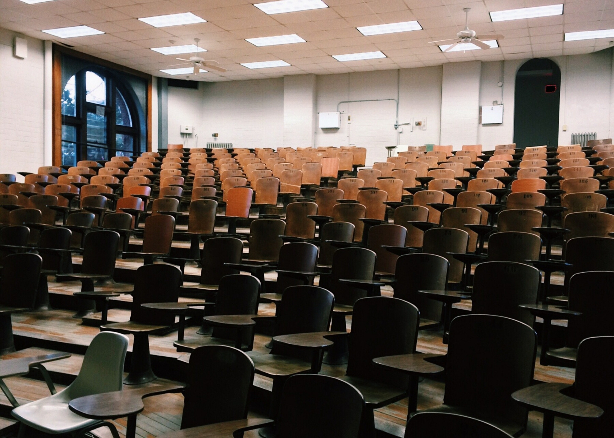 Cursos de Direito parda comissão