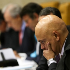 O STF e a reeleição no Congresso: plenário virtual como estratégia e camuflagem