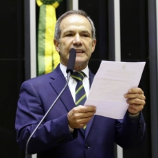 PSL se articula para emplacar IMF para compensar desoneração da folha