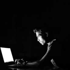 O combate à pirataria no setor audiovisual e seus impactos