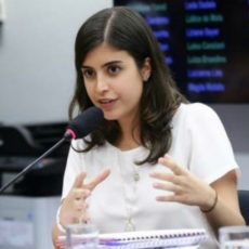 Gleisi é maior oposicionista a Bolsonaro e Tabata Amaral fica no centro da Câmara