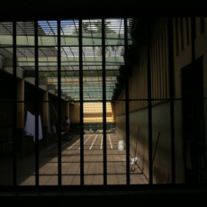Bolsonaro autoriza Forças Armadas a proteger penitenciária federal em Brasília