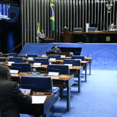 Senado altera pauta para garantir aprovação de MPs do Salário Mínimo e BPC