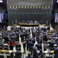 Censo pode ser usado pelo STF para redefinir número de deputados por estado?