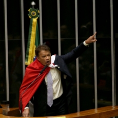 Wladimir Costa vira réu no STF por chamar artistas de ‘vagabundos da Lei Rouanet’