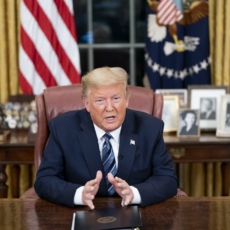 Admirável 2020 Novo: banimento de Trump de redes sociais e moderação de conteúdo