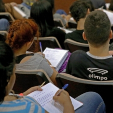 TCU deve definir o calendário do Enem?