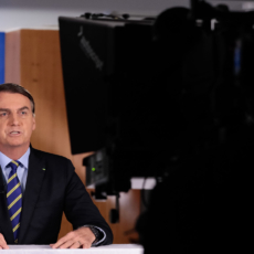 ‘Constituição da emergência’: uma proposta de solução para o conflito entre Poderes