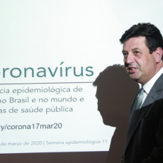 “Entramos juntos e sairemos juntos”, diz Mandetta sobre permanência no ministério
