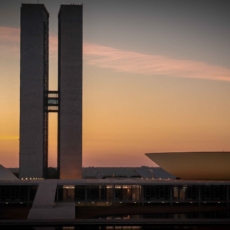 Congresso corre para aprovar Precatórios, analisar vetos e garantir últimas votações