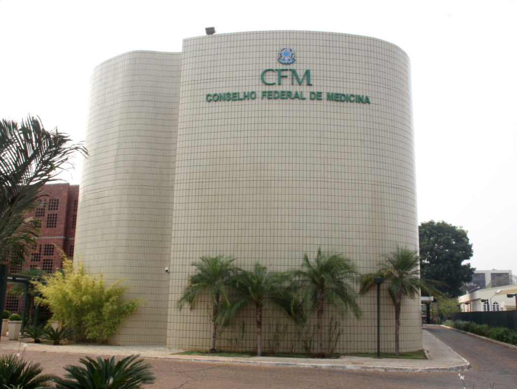 Cade multa CFM em R$ 600 mil por impedir cartões de descontos em consultas