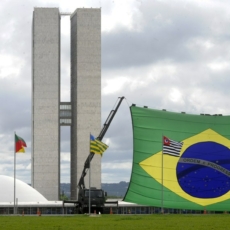 Riscos e desafios dos sistemas de deliberação remota