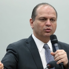 Ricardo Barros vai ao STF por definição de data de depoimento à CPI