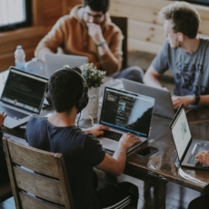 Startups versus BigTechs: uma batalha de Davi e Golias no setor público