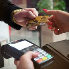 Mercado Pago não pode usar mais ‘moderninha’ em anúncios no Google AdWords