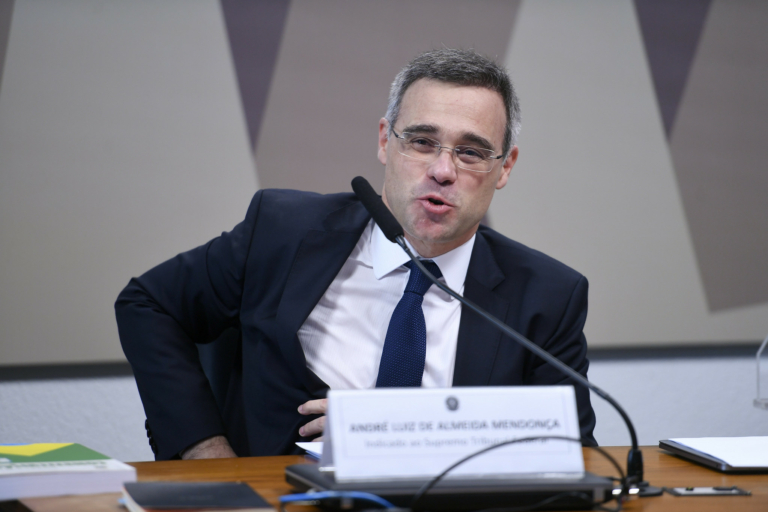 andré mendonça