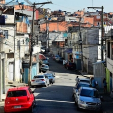 Racismo e ‘exclusão por CEP’ desafiam plataformas a inovar em políticas e soluções