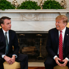 Lições dos governos Trump e Biden para o candidato Bolsonaro em 2022