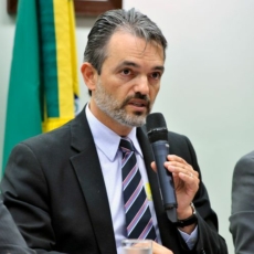 Subprocurador-Geral requer suspeição de Júlio Marcelo em caso de Moro no TCU
