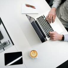 Quais dados não podem ser tratados na fase de recrutamento de candidatos ao emprego?