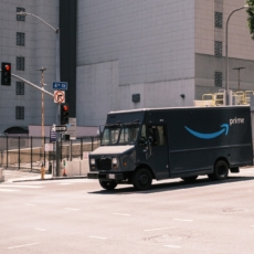 Como o pequeno Christian Smalls derrotou o gigante Jeff Bezos e fez um sindicato