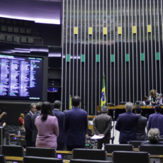Câmara rejeita urgência de PL das Fake News