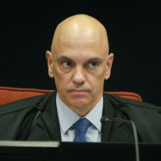 Moraes abre inquérito contra Ibaneis, Anderson Torres e ex-comandante da PMDF