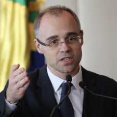 STF: Mendonça suspende julgamento sobre contrato de trabalho intermitente