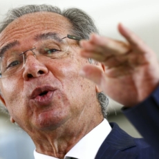 PIB dá vitória para Economia em queda de braço com o mercado e ajuda discurso político