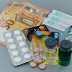 PL que estabelece piso nacional do farmacêutico é aprovado em comissão da Câmara