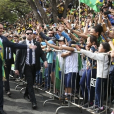 Nas redes, Bolsonaro ganha terreno no 7 de Setembro em busca do eleitor de 2018