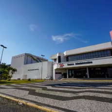 Jorginho Mello x Décio Lima: os perfis e os números dos candidatos a governador de SC