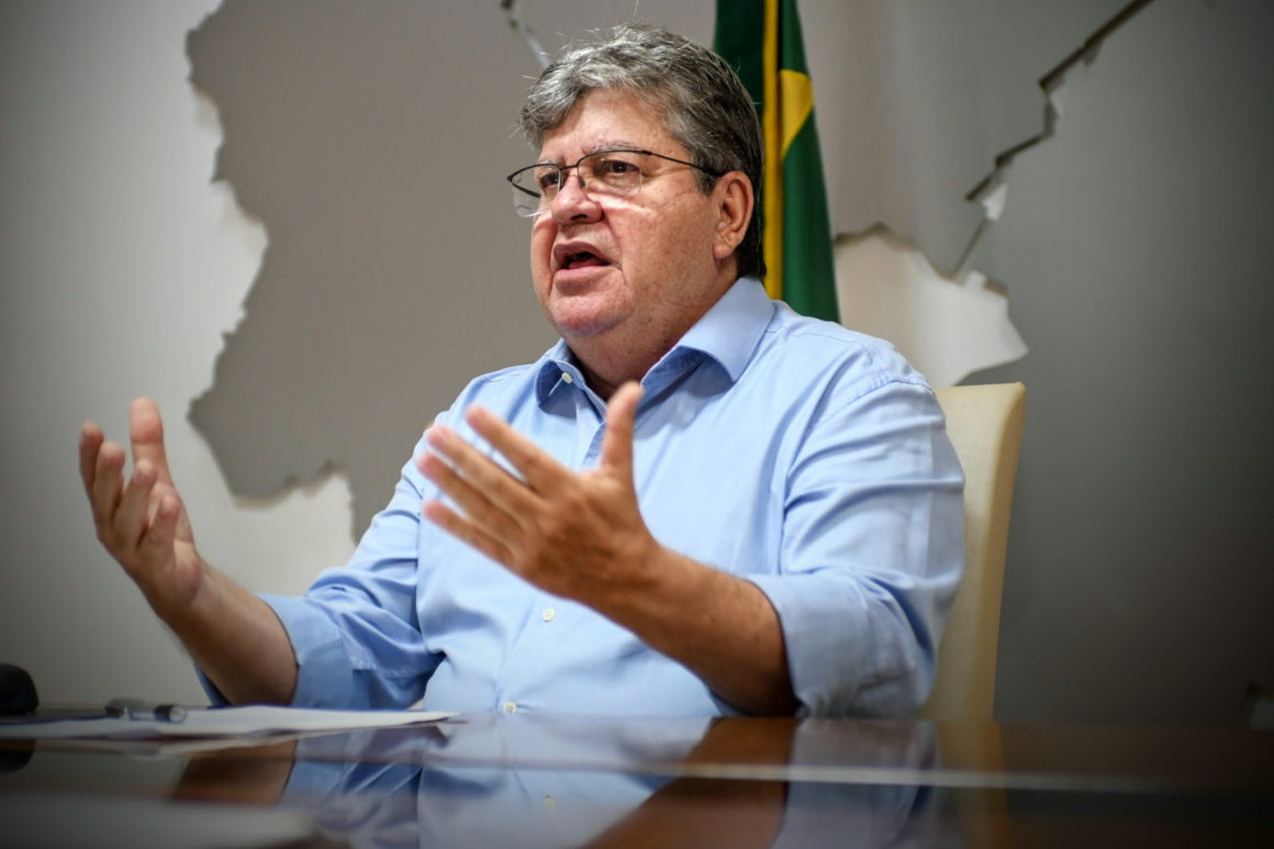 João Azevêdo é reeleito governador da Paraíba