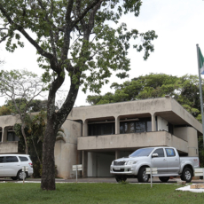 Capitão Contar x Eduardo Riedel: os perfis e números dos candidatos a governador de MS