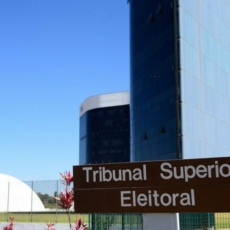 A Lei da Ficha Limpa entre Chicos e Franciscos