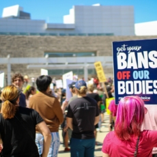 Aborto e direito à privacidade: cuidados após a reversão de Roe v. Wade