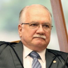 Limites da coisa julgada: Fachin pede destaque e suspende julgamento