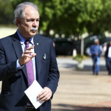 Parecer de 2019 é visto como respaldo para nomeação de Mercadante ao BNDES