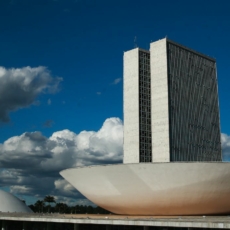 Consultorias da Câmara defendem que regra de despesa no arcabouço seja permanente