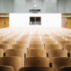 O devido processo legal nas escolas e nas universidades