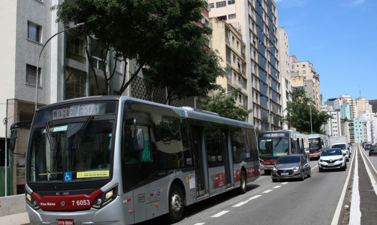 transporte público