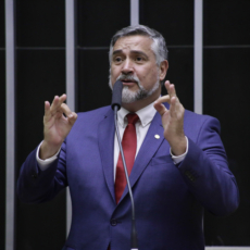 Quem é Paulo Pimenta, deputado petista indicado para a Secom de Lula?