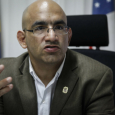 Luís Felipe Salomão determina suspensão de redes sociais do juiz Luis Carlos Valois