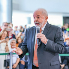 Lula repete mantras pró-trabalhadores, mas modera expectativas de sindicatos