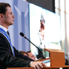 Torres diz à PF que não denunciou minuta de golpe por considerá-la sem valor