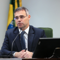 STF: André Mendonça recua e derruba liminar em caso sobre incentivos de ICMS