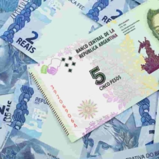 Entenda como funcionaria a moeda comum entre Brasil e Argentina