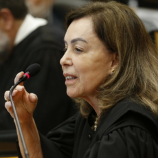 TRTs devem divulgar agenda padronizada de trabalho presencial de magistrados